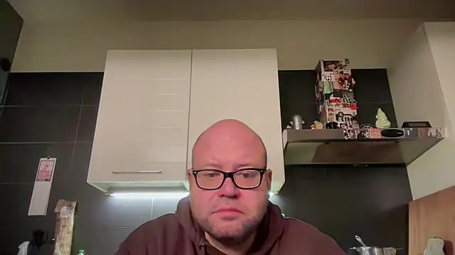 theitalianbear online show from February 23, 6:09 pm