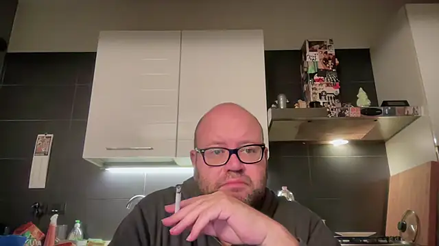 theitalianbear online show from November 30, 2:46 am