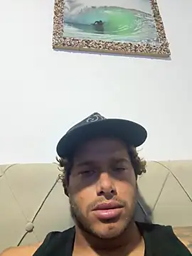 hotsurfista online show from July 26, 9:55 pm