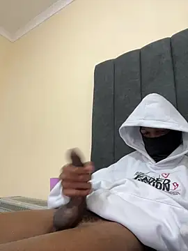 umshayiwemsebenzi online show from August 3, 12:11 pm