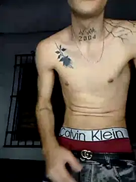 MaxHornyLatin online show from August 7, 1:45 am