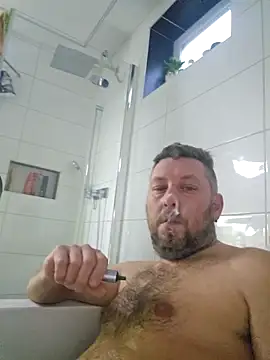 ktmtom247 online show from March 22, 12:43 pm