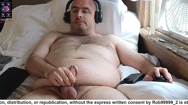 rob99999 2 online show from June 27, 12:22 pm