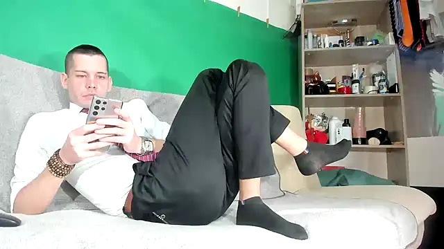 viraglaci18xh online show from March 2, 2:13 pm