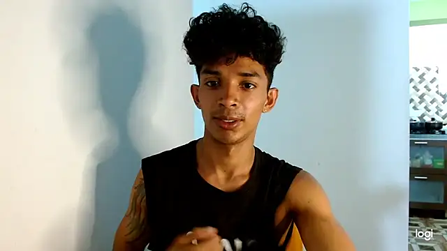 Snapshot of _dannyaldana_ chatting on October 23, 7:56 am dannyaldana online show from October 23, 7:56 am