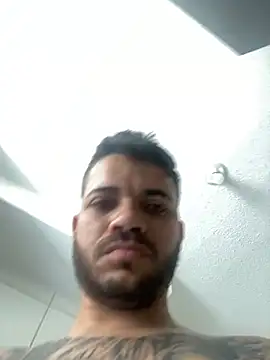 RenanDlc online show from April 19, 2:38 pm