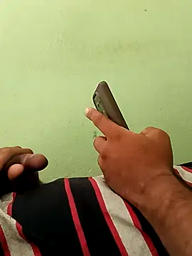 garoto1997 online show from July 18, 12:43 pm
