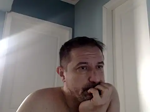 MisterFaithRO online show from May 1, 11:35 am