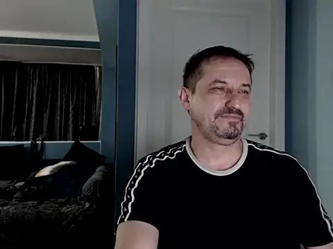 MisterFaithRO online show from May 8, 10:43 pm