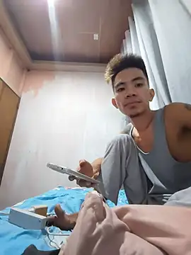 MrGOLDENBOY online show from July 8, 11:09 pm