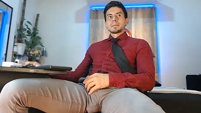 Andrew 4  online show from April 16, 3:06 am