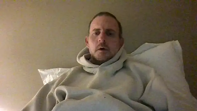 Snapshot of verylargecock chatting on September 12, 7:47 pm verylargecock online show from September 12, 7:47 pm