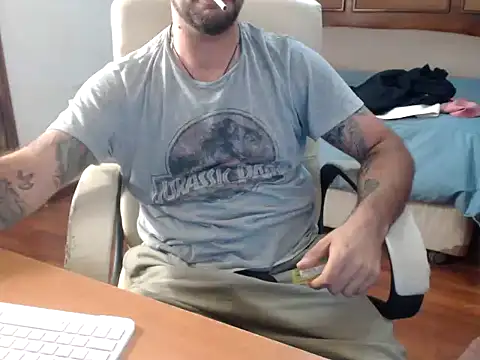 pose14 online show from February 5, 4:19 am