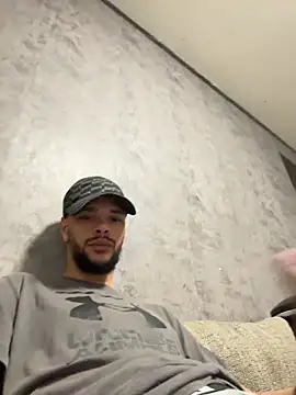 Lionayowe online show from April 19, 8:55 pm