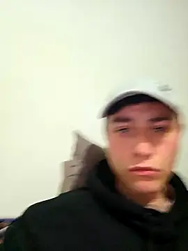 eduar37401 online show from December 18, 3:02 am