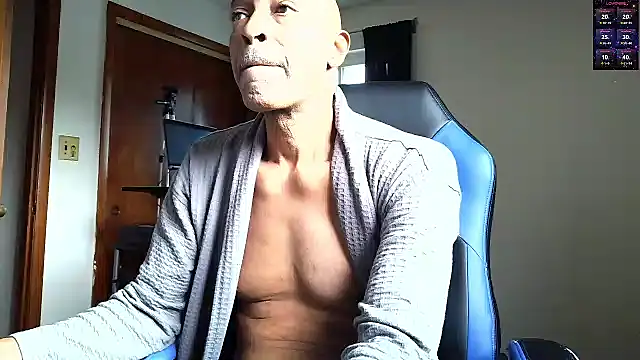longdick4you8686 online show from July 7, 12:09 pm
