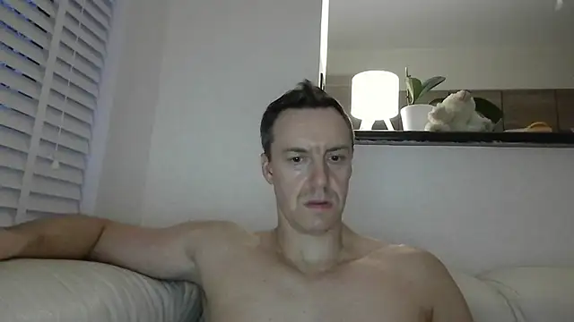 ploki2180 online show from March 1, 5:45 pm