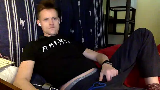 londonfuckwhore online show from November 13, 4:17 am