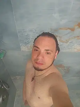 latinoflpr online show from February 10, 3:00 am