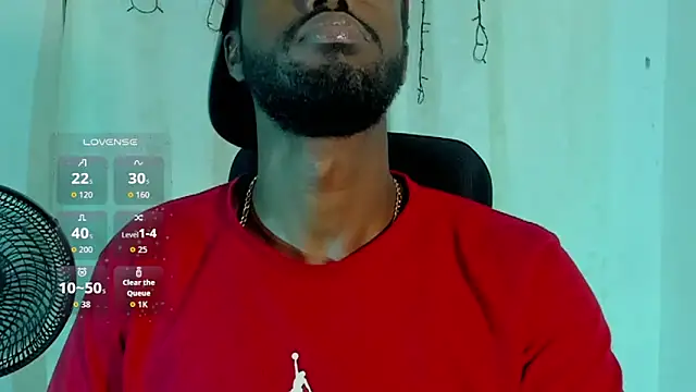 Benhtenblak online show from September 11, 12:04 pm