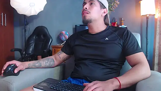 geirge teacherxx online show from November 5, 10:01 pm