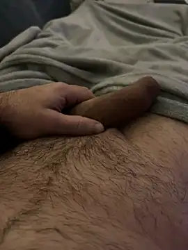 Snapshot of _Inchiodo_ chatting on January 15, 5:37 pm  Inchiodo  online show from January 15, 5:37 pm