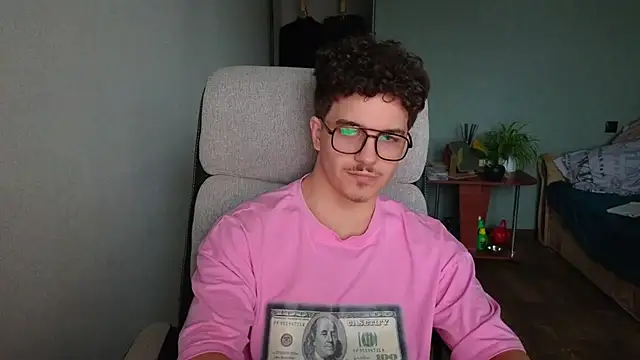 Remy Miles online show from November 16, 12:51 pm