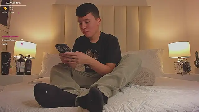 Snapshot of the_little_cody chatting on September 11, 7:35 pm the little cody online show from September 11, 7:35 pm