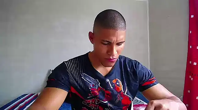 Snapshot of teddyfit19cm chatting on December 2, 7:14 pm teddyfit19cm online show from December 2, 7:14 pm