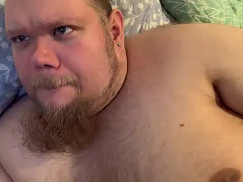 Snapshot of JefBear chatting on February 20, 9:53 pm JefBear online show from February 20, 9:53 pm