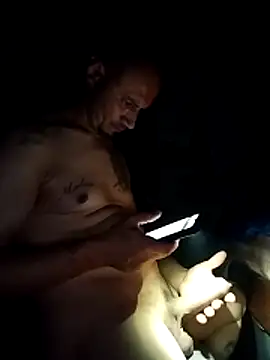 leonar0101 online show from March 2, 8:43 am