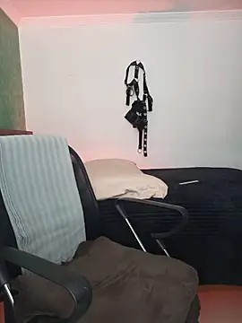 pinedasex777 online show from November 9, 4:33 pm