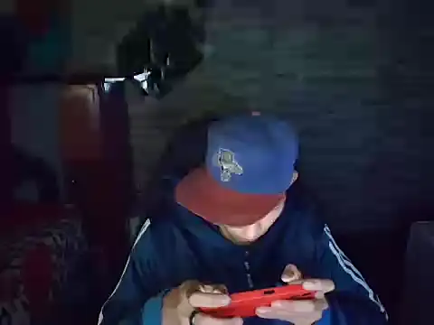 yefersonsijajaj online show from November 22, 3:17 am