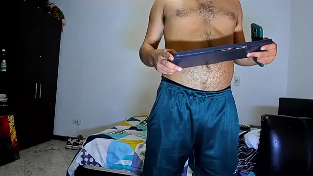 Snapshot of ares_sexxx chatting on October 10, 7:51 pm ares sexxx online show from October 10, 7:51 pm