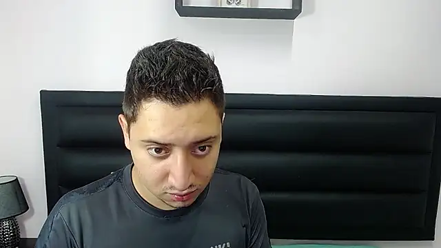 Snapshot of ares_sexxx chatting on March 4, 2:42 pm ares sexxx online show from March 4, 2:42 pm