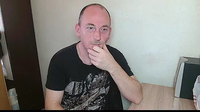 Johan   Barker online show from January 19, 12:51 pm