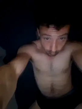 Chiennemale68xh online show from May 3, 3:59 pm