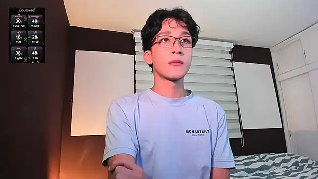 tom Howard online show from March 30, 10:00 pm