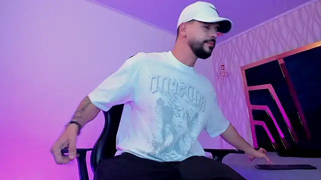 Petesevans online show from February 23, 11:28 pm