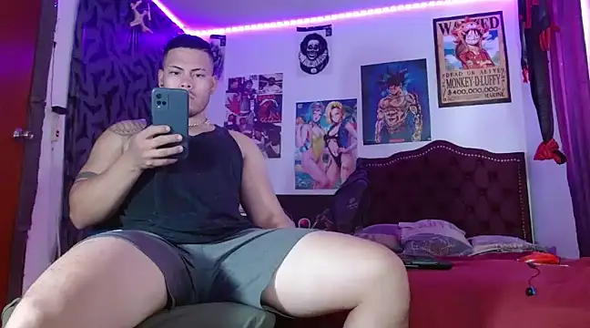 Snapshot of Danielsbigcum chatting on December 11, 1:44 pm Danielsbigcum online show from December 11, 1:44 pm
