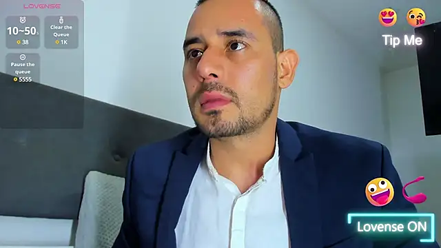 Snapshot of jhonyalzate2 chatting on March 6, 12:54 am jhonyalzate2 online show from March 6, 12:54 am