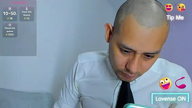 Snapshot of jhonyalzate2 chatting on December 21, 2:52 am jhonyalzate2 online show from December 21, 2:52 am
