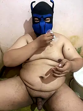 ilovepoochai online show from January 7, 5:45 am