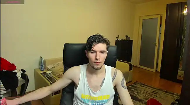 awesomejustin online show from January 14, 12:54 am