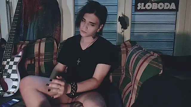 sademobeer online show from September 23, 5:40 am