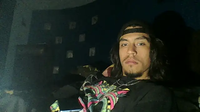 AlexAlejandro13 online show from April 9, 7:03 am