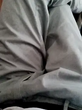 Snapshot of 8inch_monster chatting on February 14, 4:58 am 8inch monster online show from February 14, 4:58 am