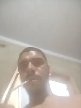 Snapshot of Alexand72696822 chatting on October 28, 9:28 pm Alexand72696822 online show from October 28, 9:28 pm