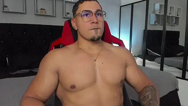 tyler hank01 online show from October 28, 6:54 pm