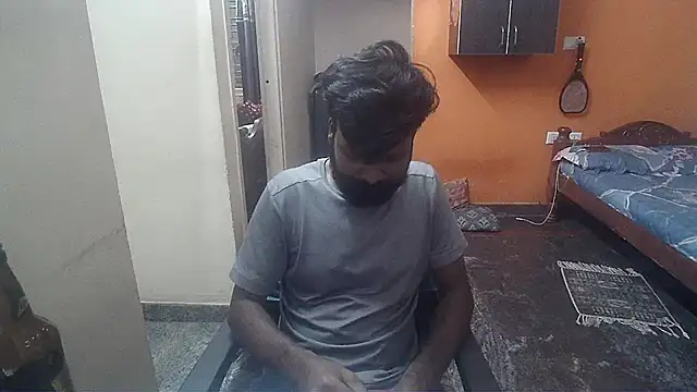 Snapshot of Indiaguy4u chatting on March 16, 4:45 pm Indiaguy4u online show from March 16, 4:45 pm